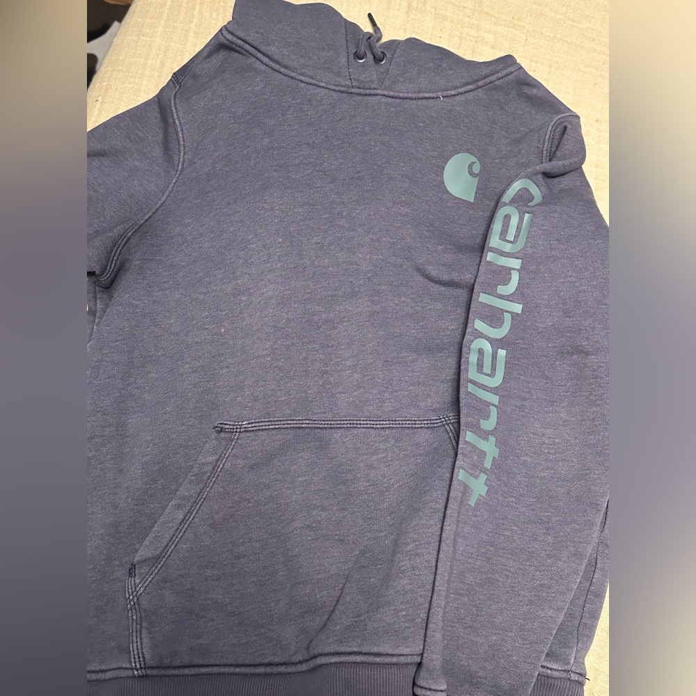 Women’s Carhartt hoodie